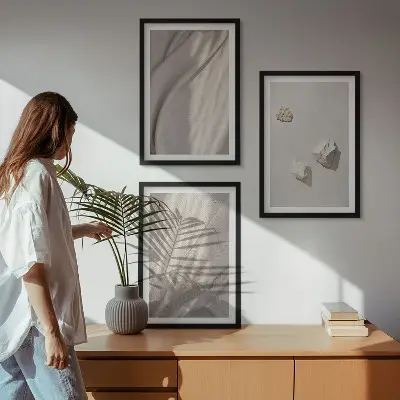 Composição de quadros moderna com detalhes de estrutura em estilo boho
