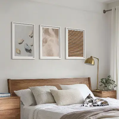 Composição de quadros moderna com texturas de pedra, madeira e tecido