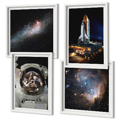 Conjunto de 4 quadros com moldura Astronautas pousando na Lua