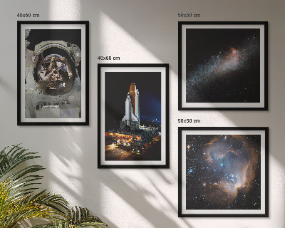 Conjunto de 4 quadros com moldura Astronautas pousando na Lua