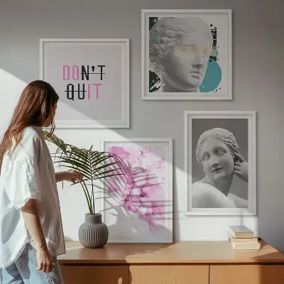 Composição de quadros com escultura abstrata em aquarela