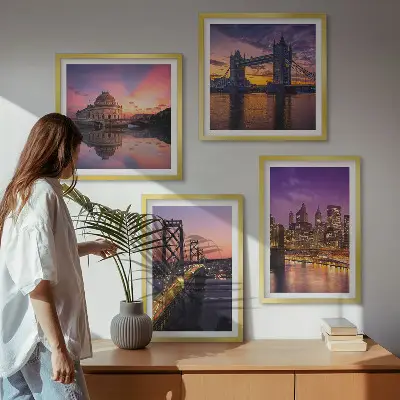 Políptico com moldura pontes, sol e vistas da cidade