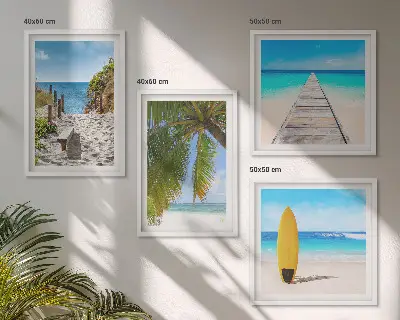 Conjunto de 4 quadros com moldura com estampa de vista de férias, praia e palmeiras