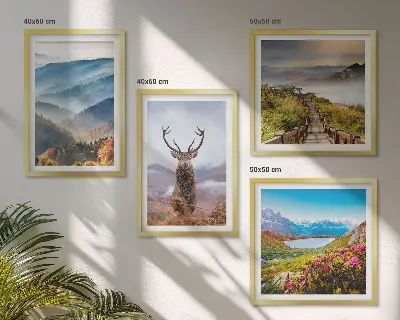 Conjunto de 4 quadros com moldura de paisagem montanhosa com lago e veado