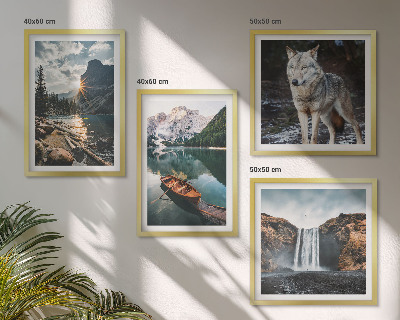 Conjunto de 4 quadros com moldura Montanhas, lagos, cachoeira, lobo
