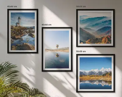 Políptico com moldura vistas da natureza com farol e montanhas