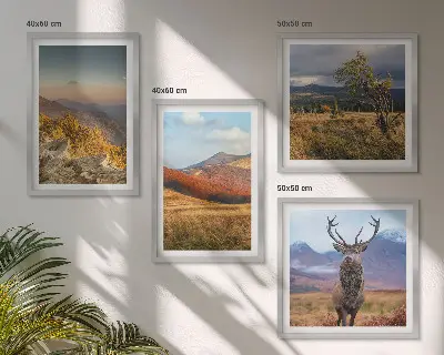 Políptico com moldura paisagens de montanha com relva de veado