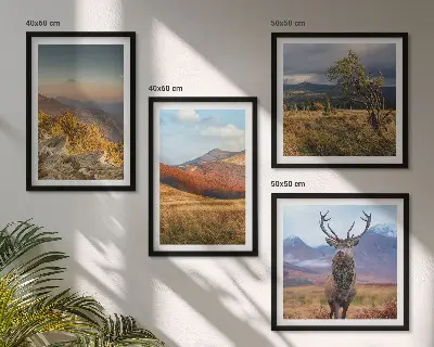 Políptico com moldura paisagens de montanha com relva de veado