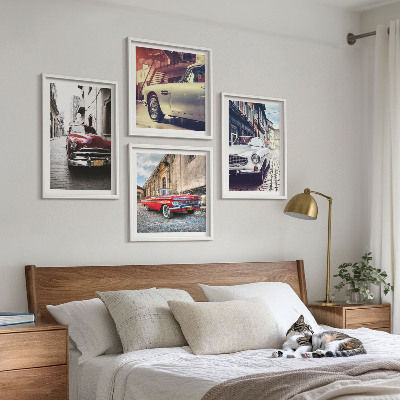 Conjunto de 4 quadros com moldura Carros clássicos nas cidades