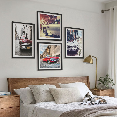 Conjunto de 4 quadros com moldura Carros clássicos nas cidades