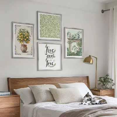 Conjunto de 4 quadros com moldura estampa de folhas verdes e plantas exóticas