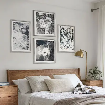 Composição de quadros com padrões abstratos em preto e branco