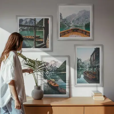 Composição de quadros paisagem de casa em lago de montanha