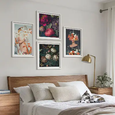 Conjunto de 4 quadros com moldura com estampas de retratos florais de buquês e folhas