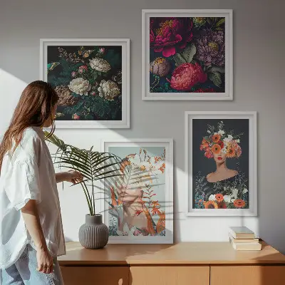 Conjunto de 4 quadros com moldura com estampas de retratos florais de buquês e folhas