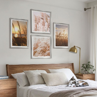 Composição de quadros pôr do sol em um campo de grama boho