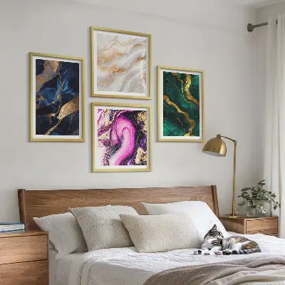 Conjunto de 4 quadros com moldura com estampa de mármore abstrato e tintas