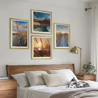 Conjunto de 4 quadros com moldura Cais com relva e farol
