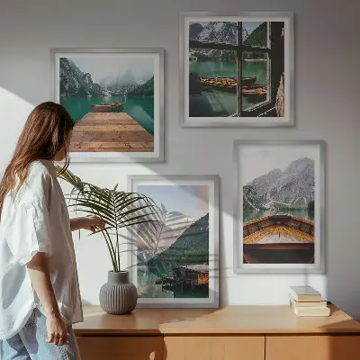 Políptico com moldura paisagens de montanha com barcos e chalés