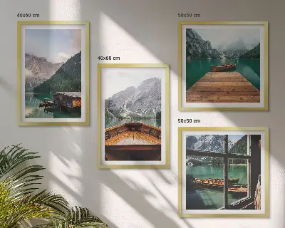 Políptico com moldura paisagens de montanha com barcos e chalés