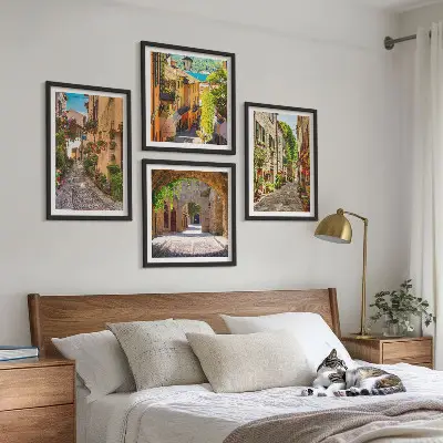 Composição de quadros ruas italianas com flores e arquitetura