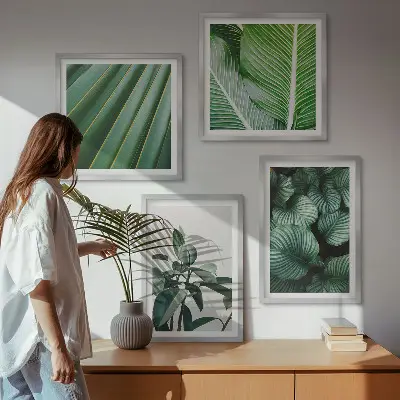 Conjunto de 4 quadros com moldura estampa de folhas tropicais em verde