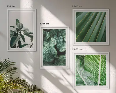 Conjunto de 4 quadros com moldura estampa de folhas tropicais em verde