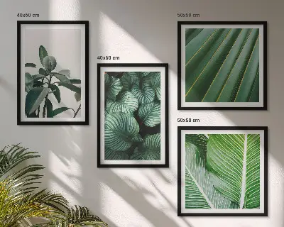 Conjunto de 4 quadros com moldura estampa de folhas tropicais em verde
