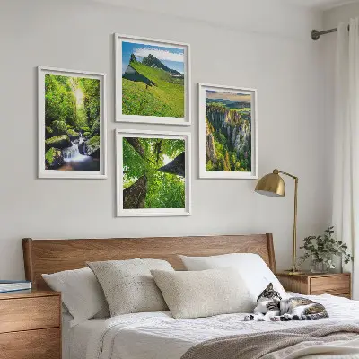 Conjunto de 4 quadros com moldura floresta de cachoeiras em montanhas verdes