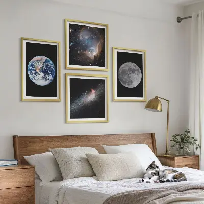 Políptico com moldura galáxia com tema de espaço e lua