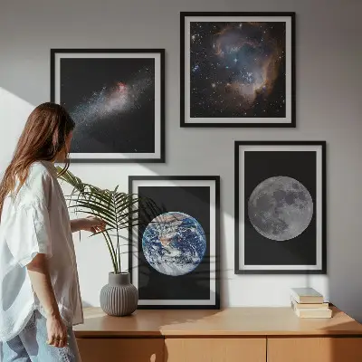 Políptico com moldura galáxia com tema de espaço e lua