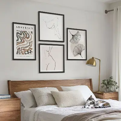 Conjunto de 4 quadros com moldura de formas abstratas de folhas estilo boho