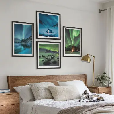 Composição de quadros com paisagens de aurora boreal em montanhas no inverno