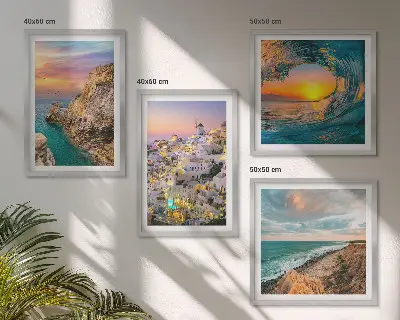 Composição de quadros com a temática de ondas do mar, casas brancas e Santorini