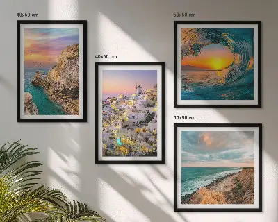 Composição de quadros com a temática de ondas do mar, casas brancas e Santorini