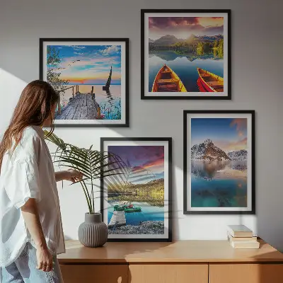 Composição de quadros com paisagens de lagos, montanhas e barco