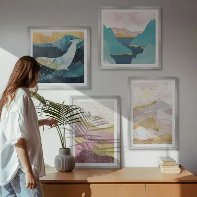 Conjunto de 4 quadros com moldura com estampa de montanhas abstratas e sol