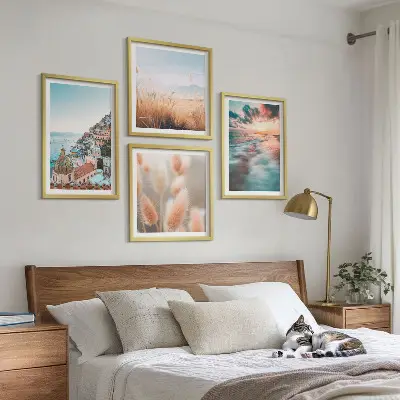 Políptico com moldura casas ao pôr do sol no mar com flores