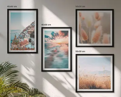Políptico com moldura casas ao pôr do sol no mar com flores