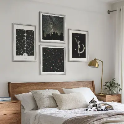 Conjunto de 4 quadros com moldura estampa de galáxia do sistema solar