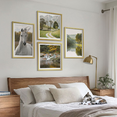 Conjunto de 4 quadros com moldura Rio dos Cavalos Brancos natureza