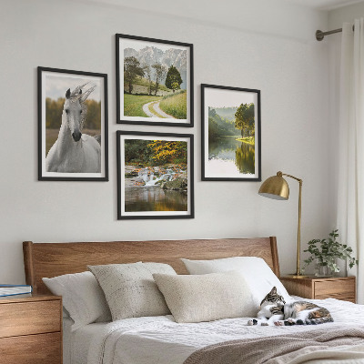 Conjunto de 4 quadros com moldura Rio dos Cavalos Brancos natureza