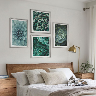 Conjunto de 4 quadros com moldura Suculentas em tons de verde e turquesa.