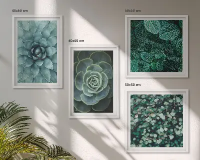 Conjunto de 4 quadros com moldura com estampas de suculentas em tons de verde e turquesa