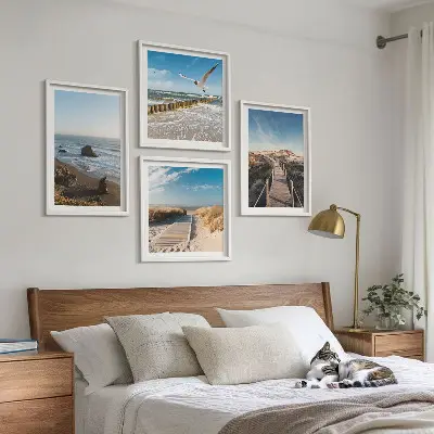 Conjunto de 4 quadros com moldura ondas da praia e caminhada no píer suspenso
