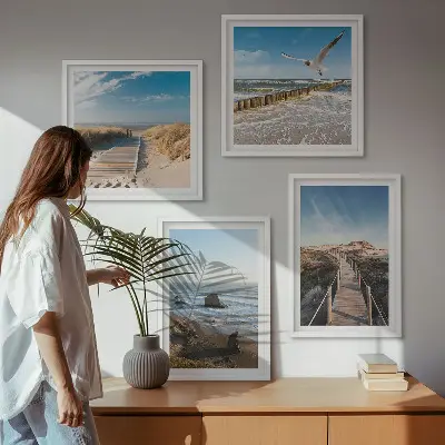 Conjunto de 4 quadros com moldura ondas da praia e caminhada no píer suspenso