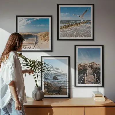 Conjunto de 4 quadros com moldura ondas da praia e caminhada no píer suspenso
