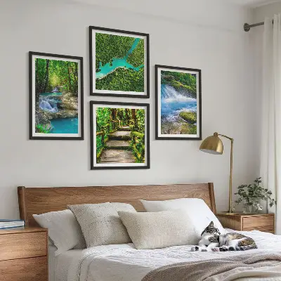 Conjunto de 4 quadros com moldura estampa de florestas verdejantes e águas cristalinas