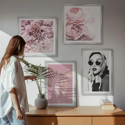 Conjunto de 4 quadros com moldura de flores peônias rosas e elegância