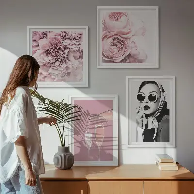 Conjunto de 4 quadros com moldura de flores peônias rosas e elegância